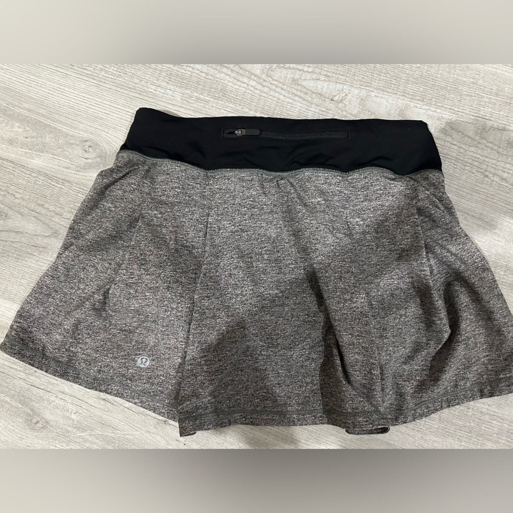 Size 4 lululemonn pace rival skirt